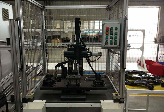 汽車(chē)零部件自動(dòng)裝配線