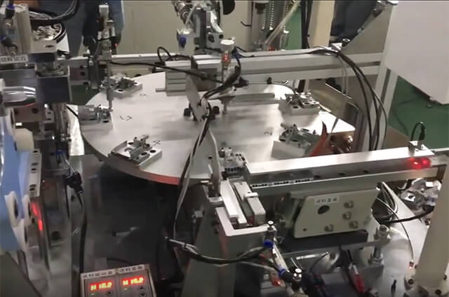 自動鎖螺絲機定制