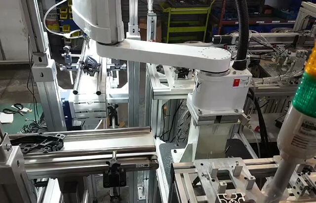 汽車門把手自動裝配線