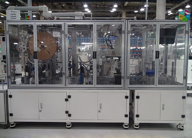 汽車(chē)零配件自動(dòng)裝配線