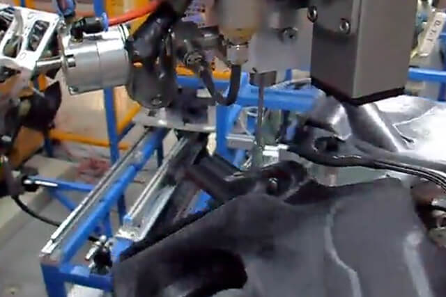 汽車安全氣囊涂膠設備