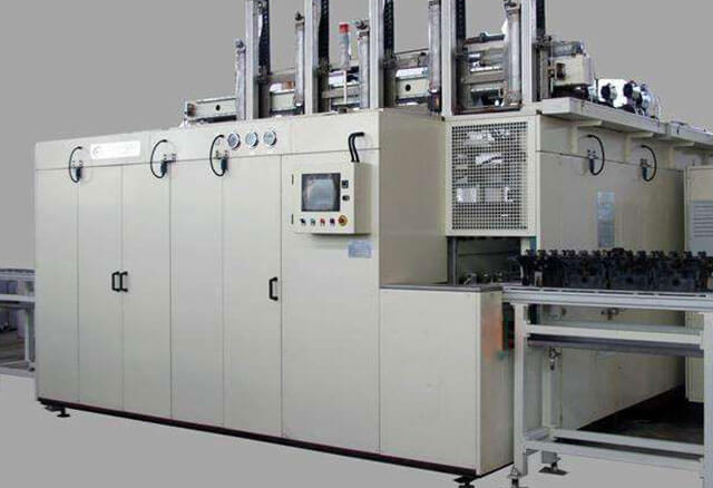 汽車(chē)發(fā)動(dòng)機(jī)缸蓋清洗機(jī)