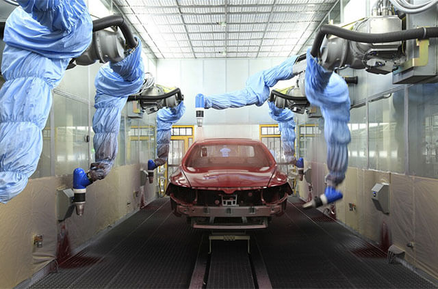 汽車(chē)自動(dòng)噴漆機(jī)器人