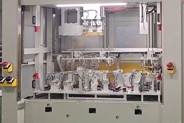 汽車儀表板包覆機