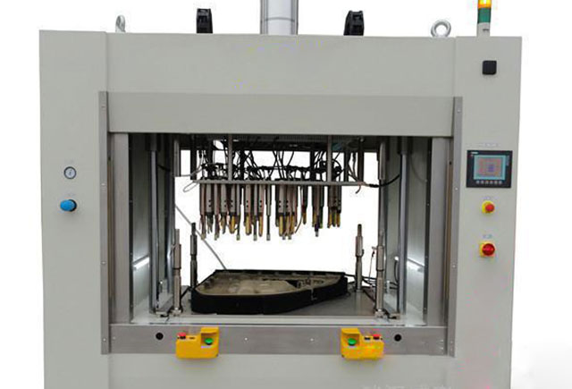 汽車門板鉚接機(jī)