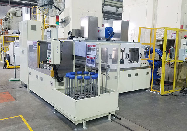 網(wǎng)帶通過式噴淋超聲波清洗機(jī)