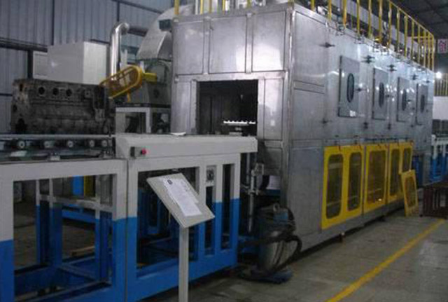 發(fā)動機(jī)缸體噴淋清洗機(jī)