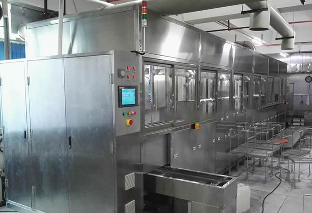 精密五金件全自動(dòng)超聲波清洗機(jī)