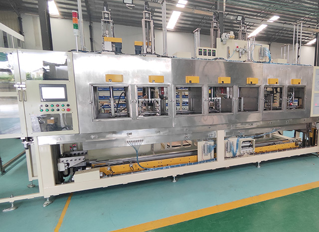 非標(biāo)噴淋清洗機(jī)