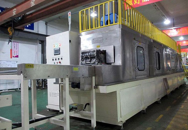 汽車發(fā)動機(jī)零件清洗機(jī)