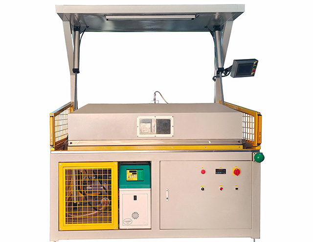 汽車(chē)儀表臺(tái)包覆機(jī)