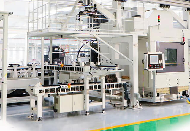 缸蓋加工上下料機器人