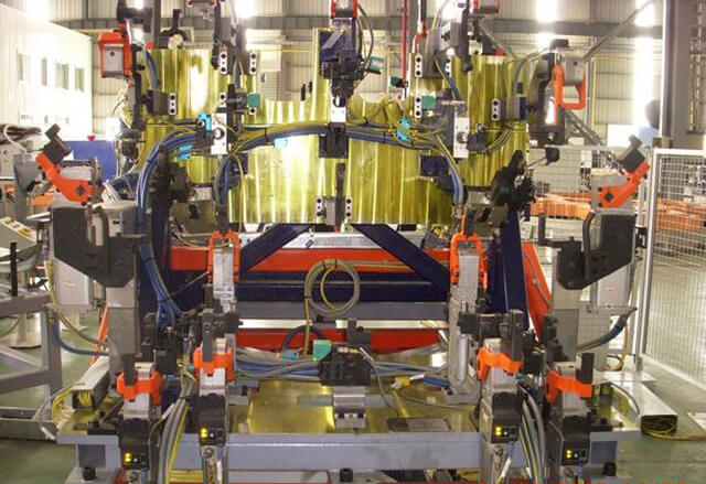 汽車車門包邊機(jī)