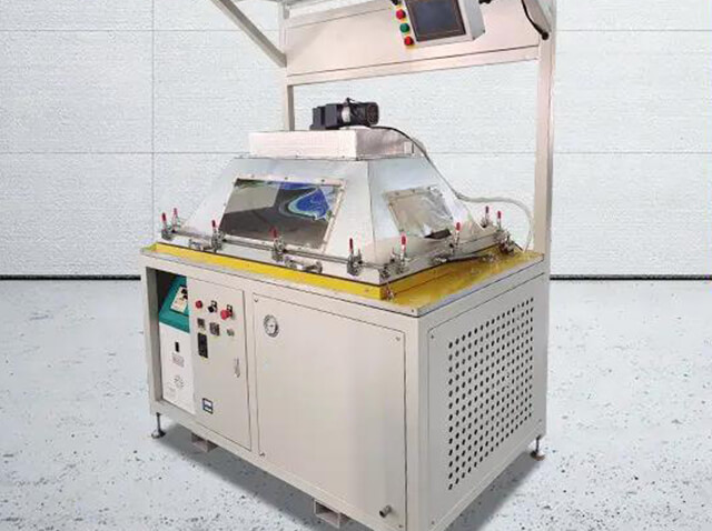 汽車中控皮革包覆設備