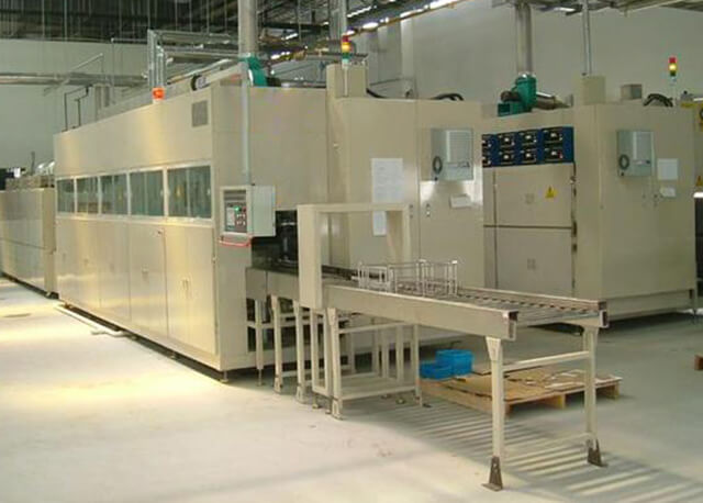 變速箱噴淋清洗機(jī)