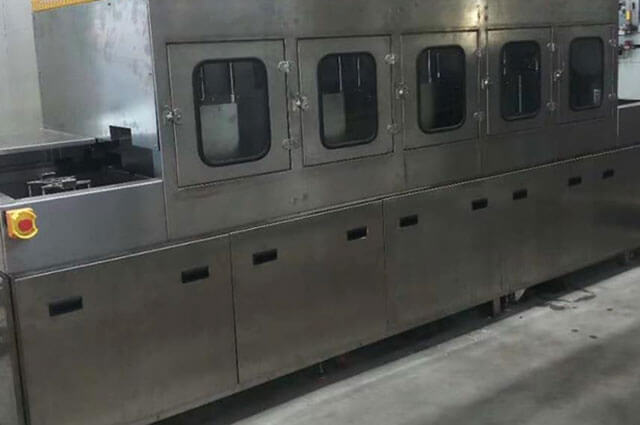 汽車(chē)噴涂車(chē)架清洗設(shè)備