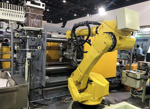 壓鑄自動上下料機器人