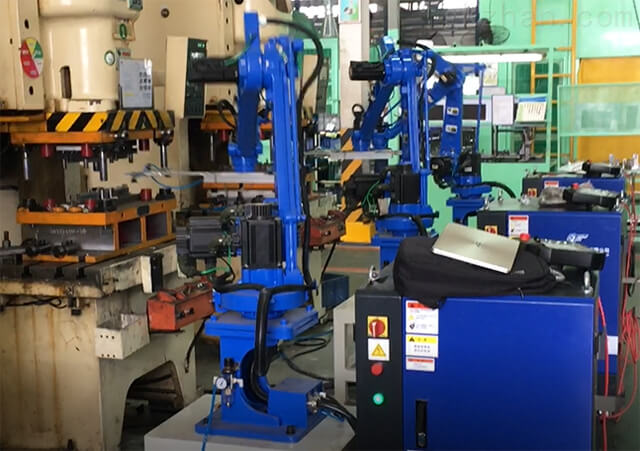 五金沖床上下料機械手