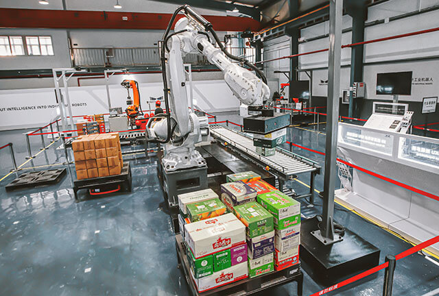 工業(yè)機器人碼垛工作站