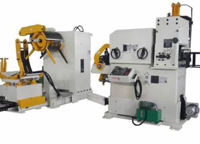 沖壓偏擺機(jī)